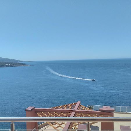 Apartment Sea Space 3 Dobra Voda Luaran gambar